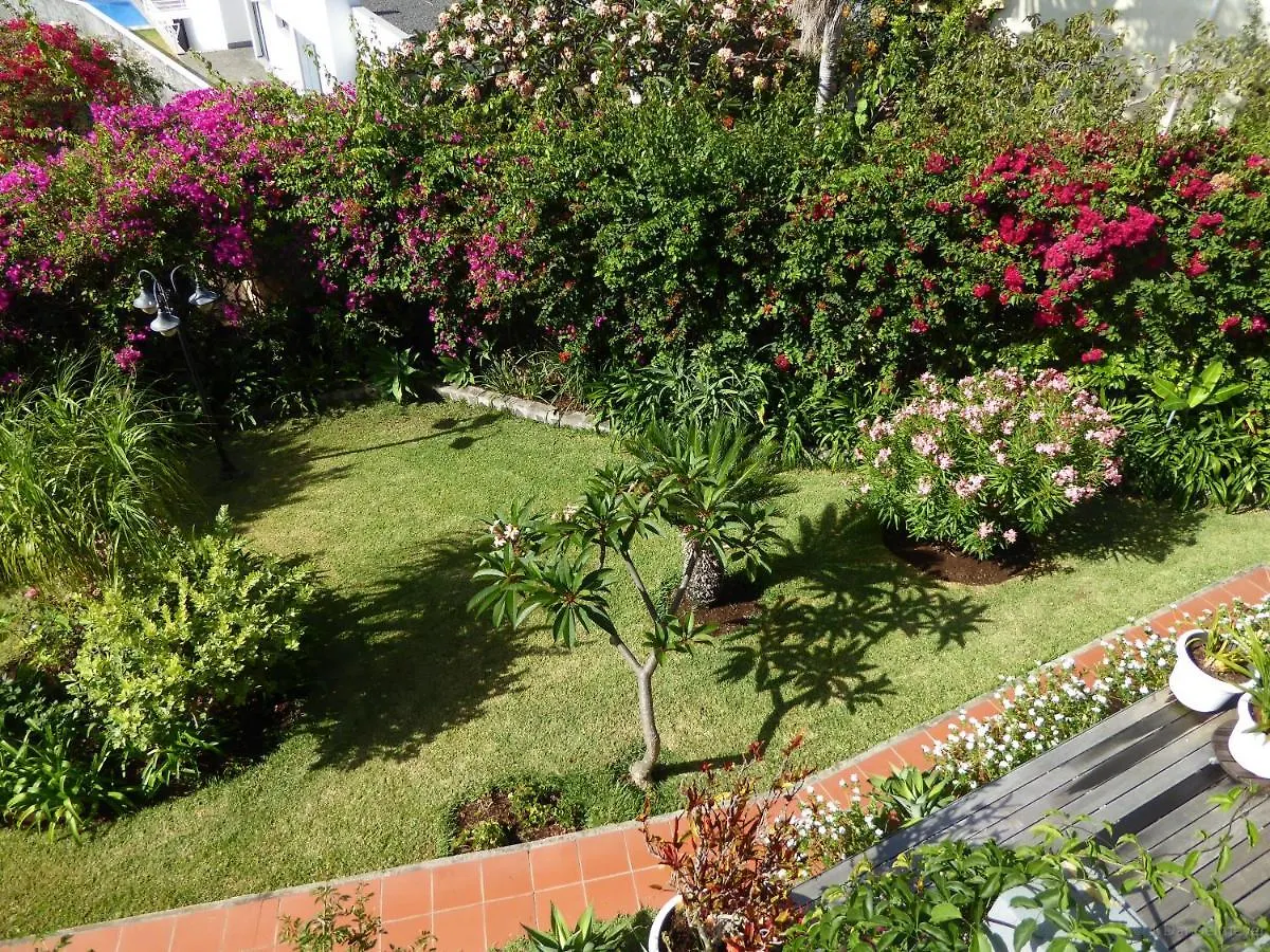 Villa Erika Madeira Canico  Canico (Madeira)